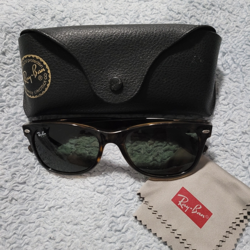 Ray-Ban Sunglasses